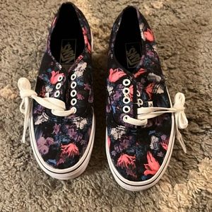 vans paint splattered shoes